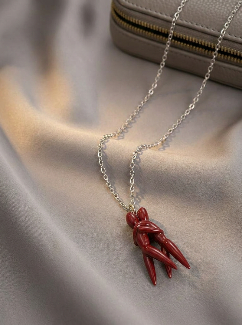 The Hug Pocket - Collana