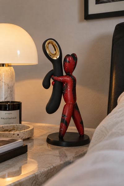 THE HUG PLEASURE - SCULTURA + DIONISIO | MORELOVE X DIOSA